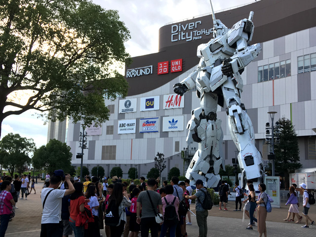 メインビジュアル4